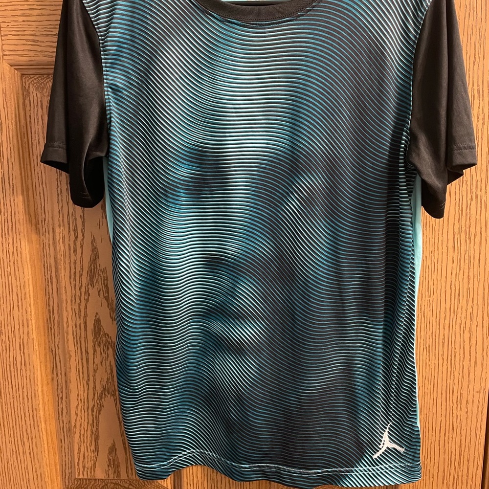 Michael Jordan XL boys basketball tshirt